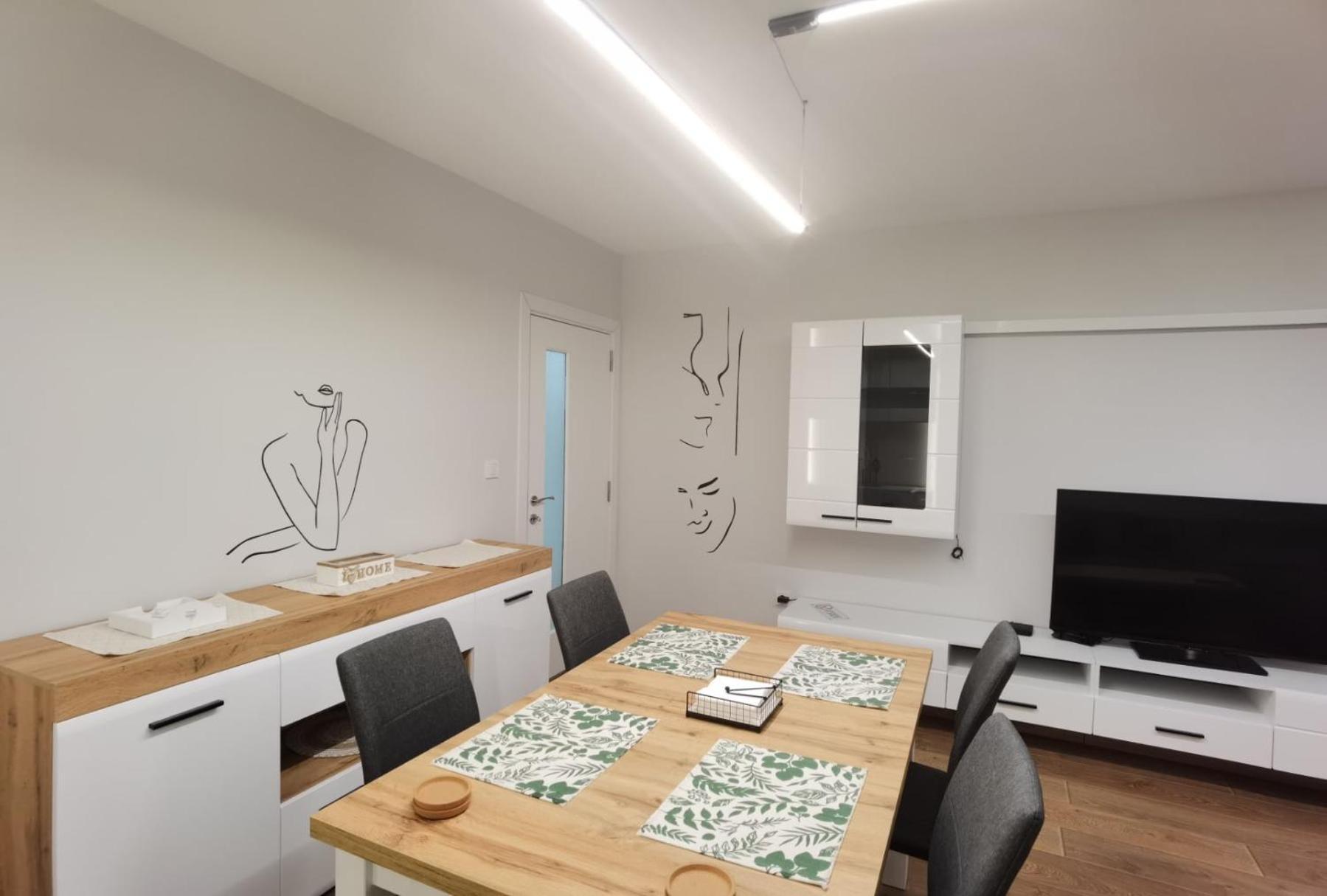 Diana Apartment รูเซ ภายนอก รูปภาพ